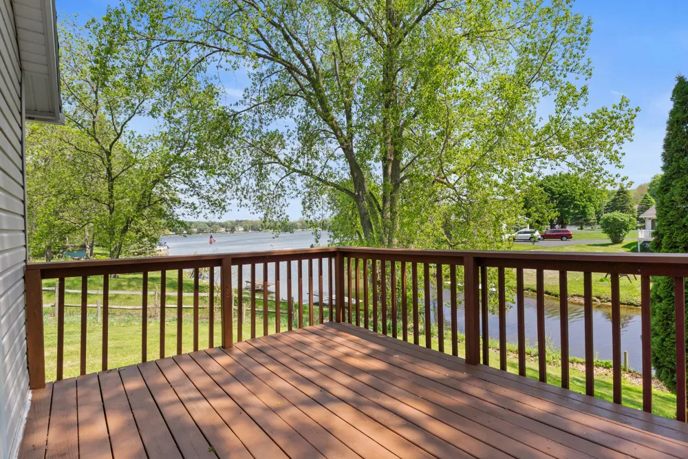 4330 Dawn Drive Hillsdale, MI 49242