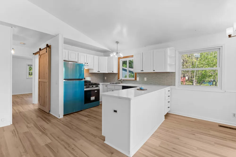 4330 Dawn Drive Hillsdale, MI 49242