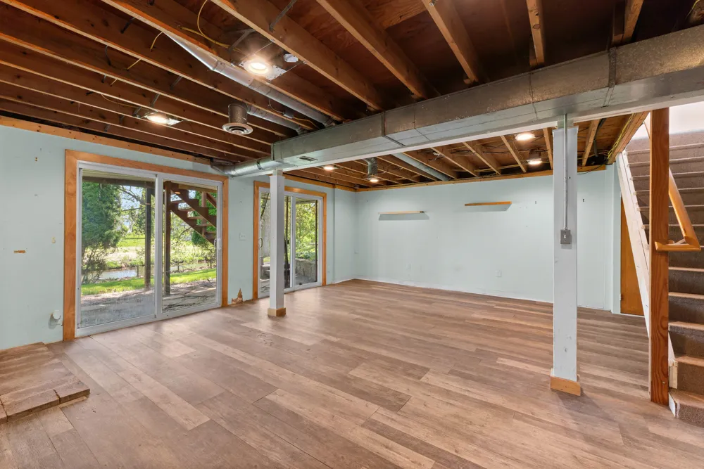 4330 Dawn Drive Hillsdale, MI 49242