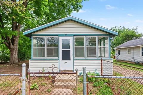 30 Avenue B