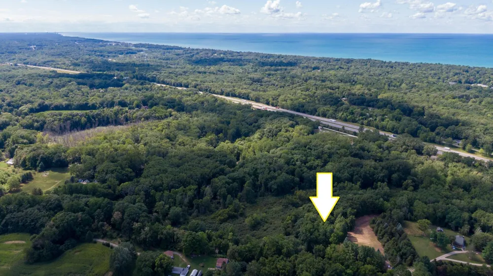 16800 Riverside Drive Union Pier, MI 49129