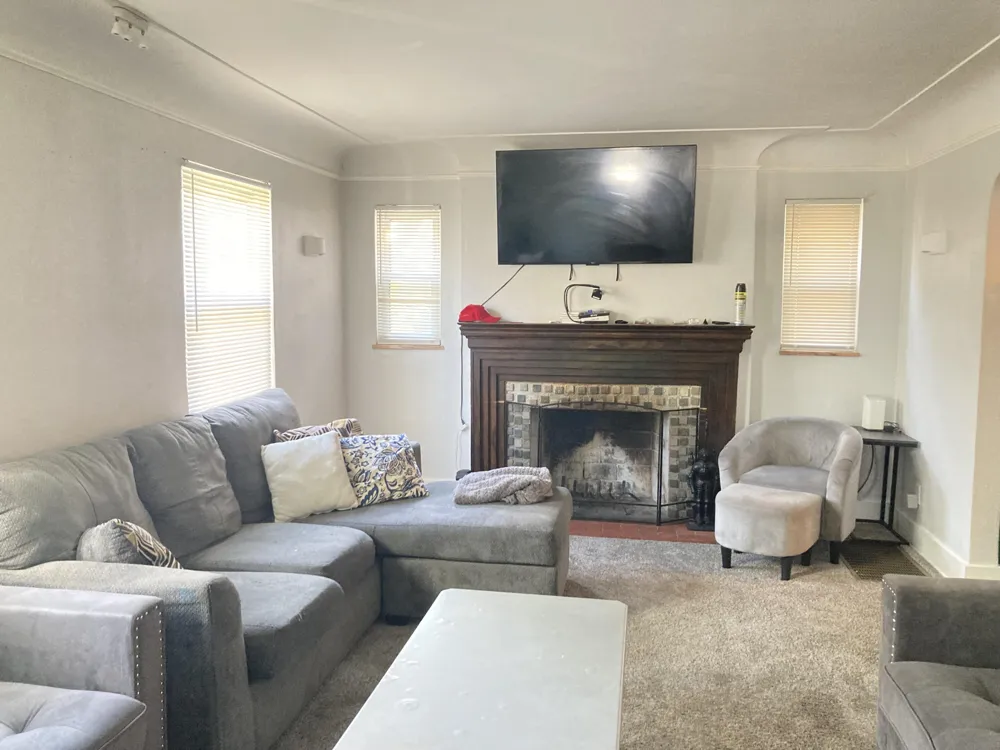 4893 Harvard Road Detroit, MI 48224