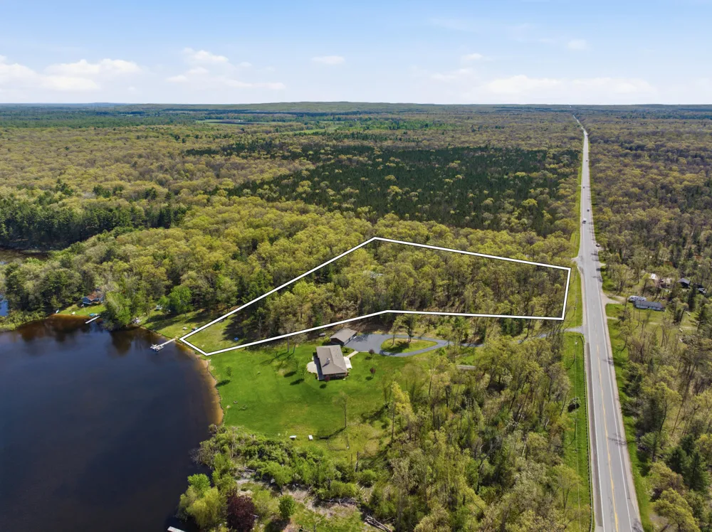 337 S Taylor Road Branch, MI 49402