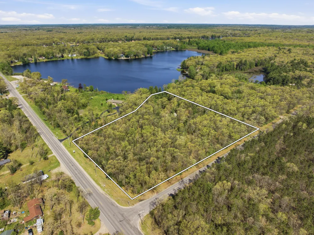 337 S Taylor Road Branch, MI 49402