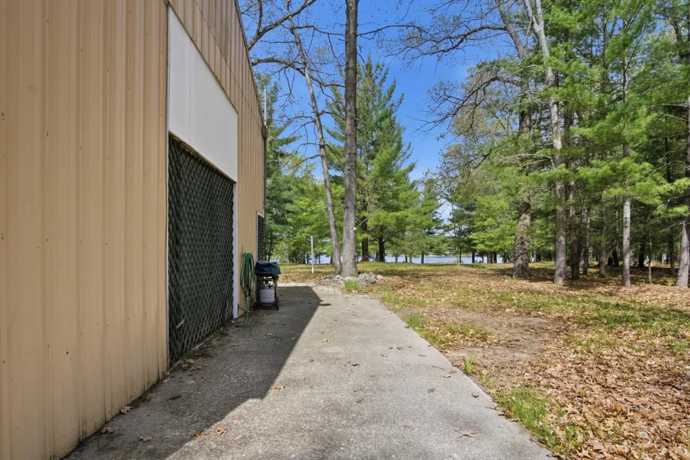 337 S Taylor Road Branch, MI 49402