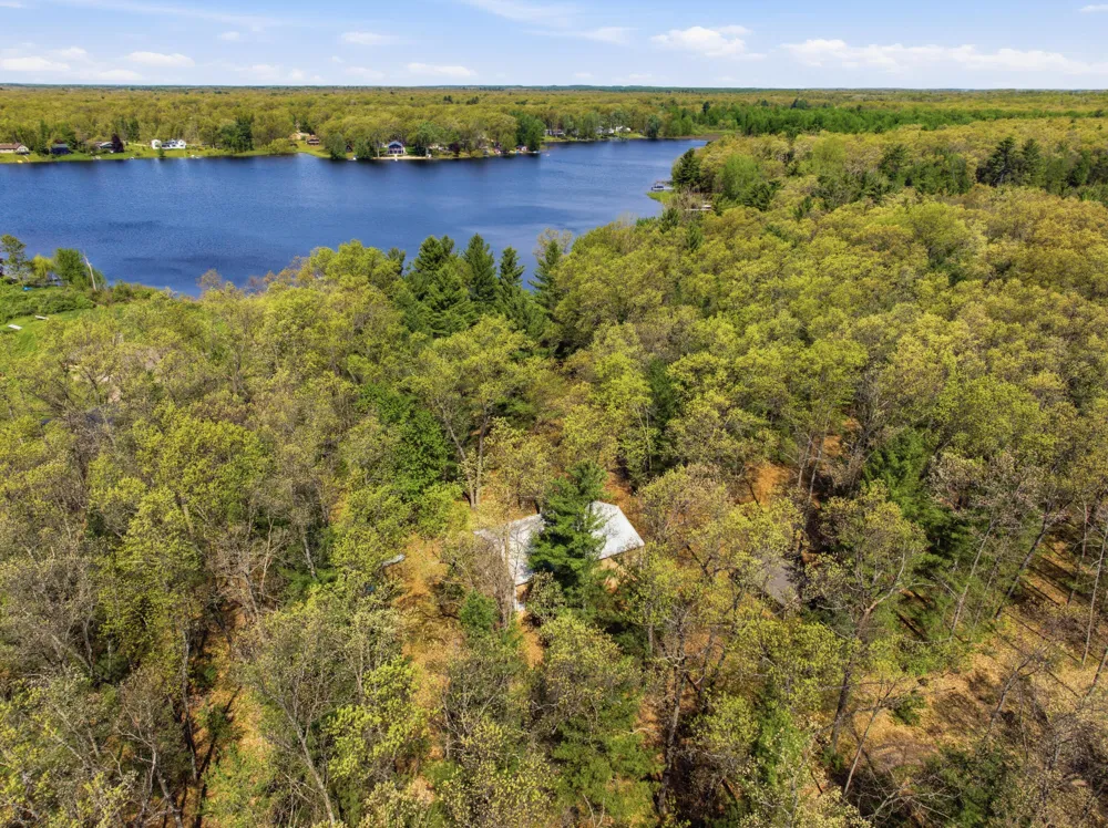 337 S Taylor Road Branch, MI 49402