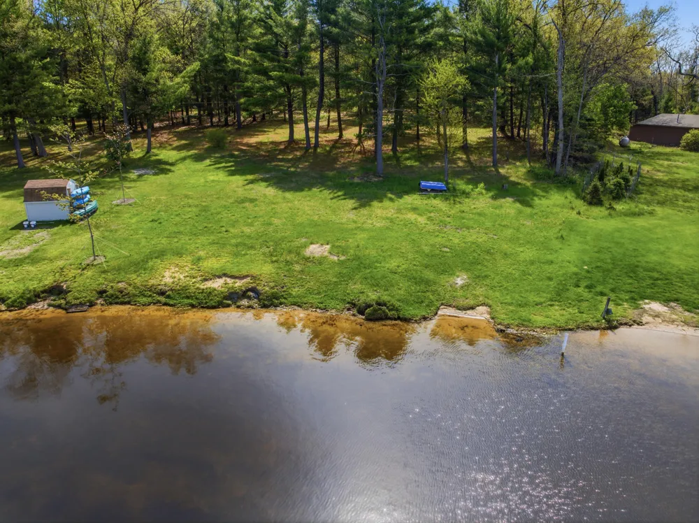 337 S Taylor Road Branch, MI 49402