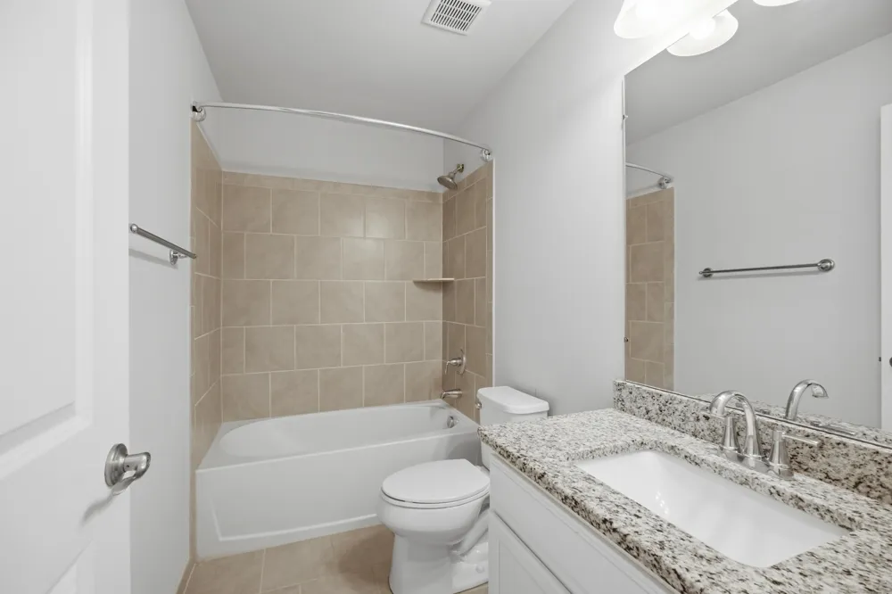 2780 Ashcombe Drive Ann Arbor, MI 48105