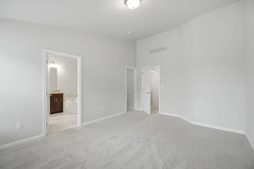 2780 Ashcombe Drive Ann Arbor, MI 48105