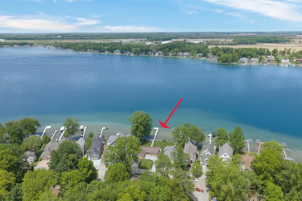 20518 Diamond Shores Drive Cassopolis, MI 49031