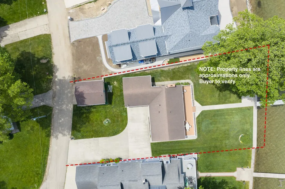 20518 Diamond Shores Drive Cassopolis, MI 49031