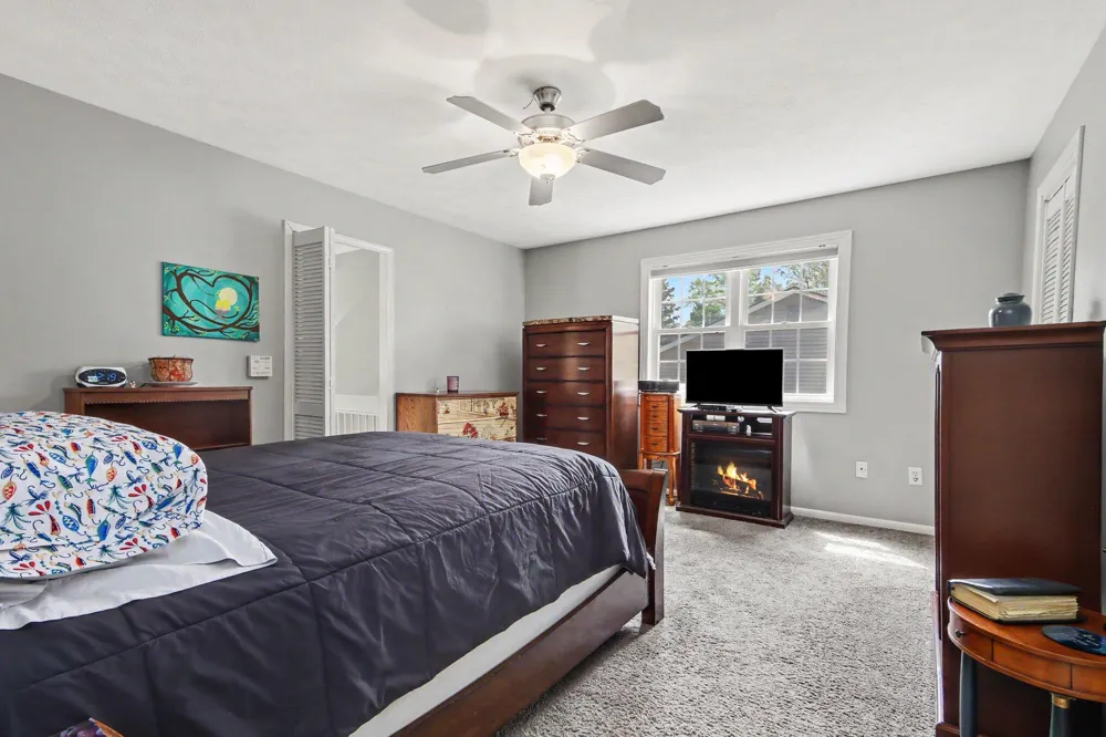 12177 Reyburn Drive NE Sparta, MI 49345