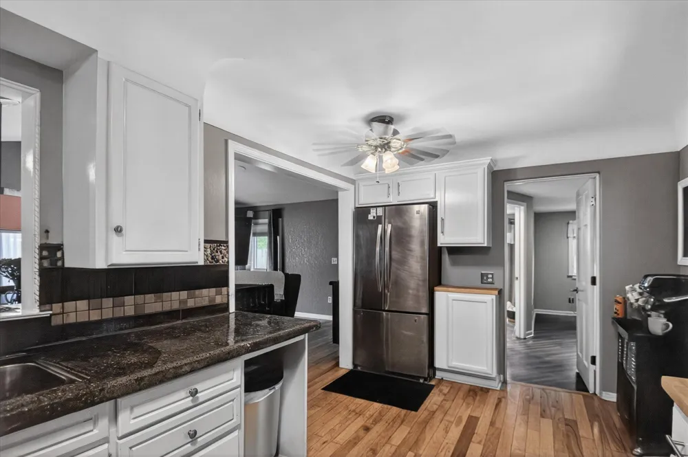 9489 Hyde Road Clarklake, MI 49234