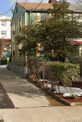 4150 Murdock Avenue