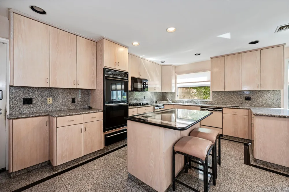 13802 Rockaway Beach Boulevard Belle Harbor, NY 11694