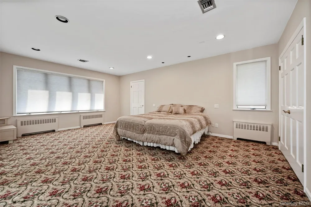 13802 Rockaway Beach Boulevard Belle Harbor, NY 11694
