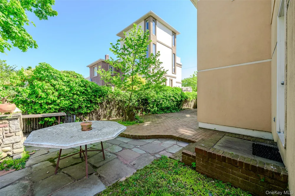 13802 Rockaway Beach Boulevard Belle Harbor, NY 11694