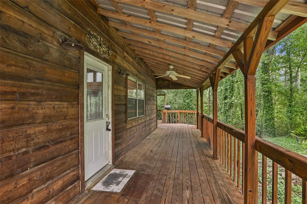 186 County Road 637 Dayton, TX 77535