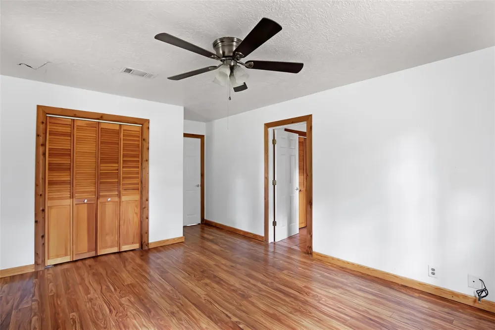 186 County Road 637 Dayton, TX 77535