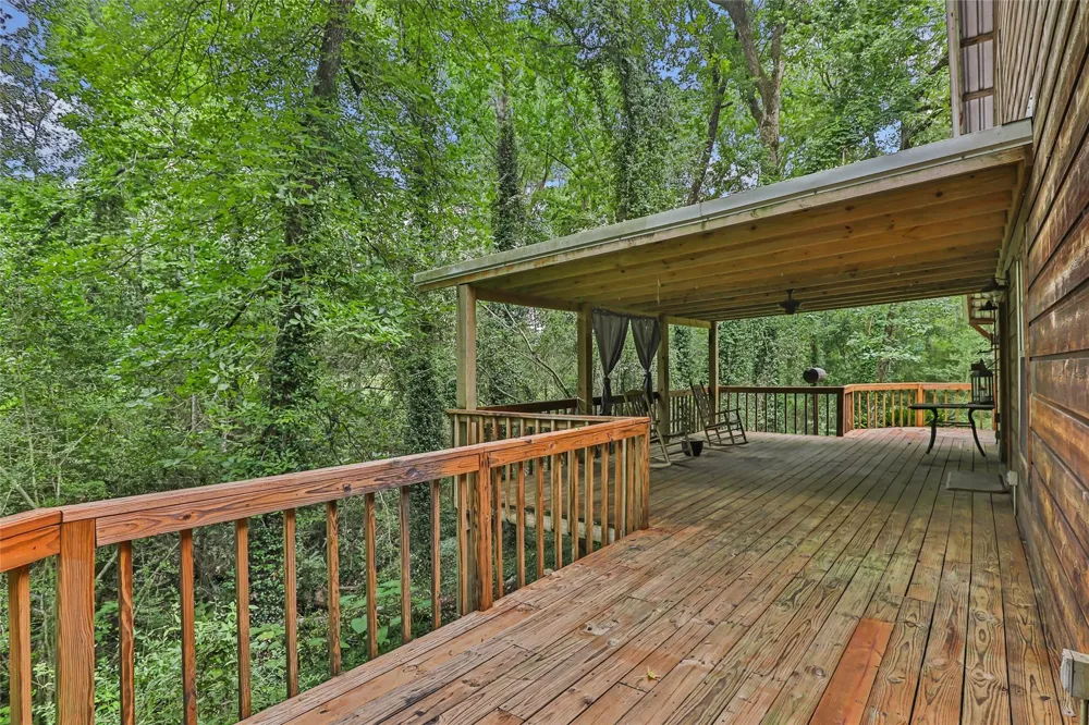186 County Road 637 Dayton, TX 77535