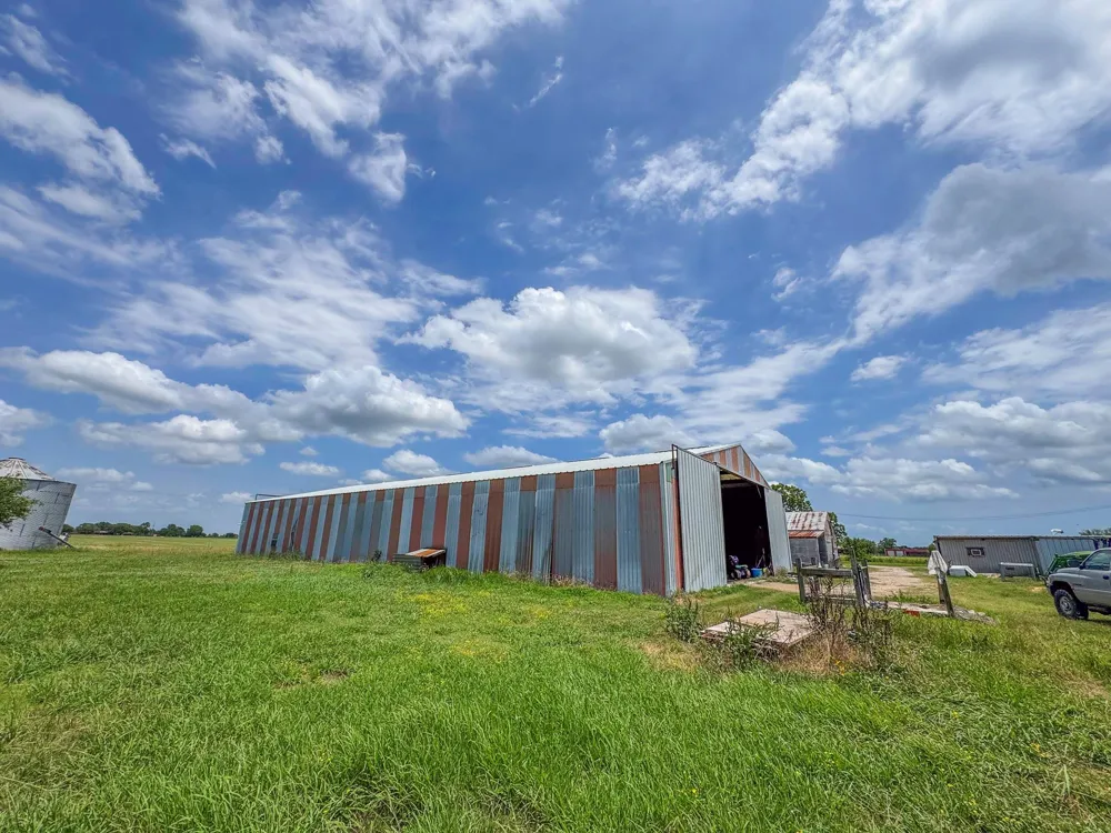 11810 Zamanek Road Needville, TX 77461
