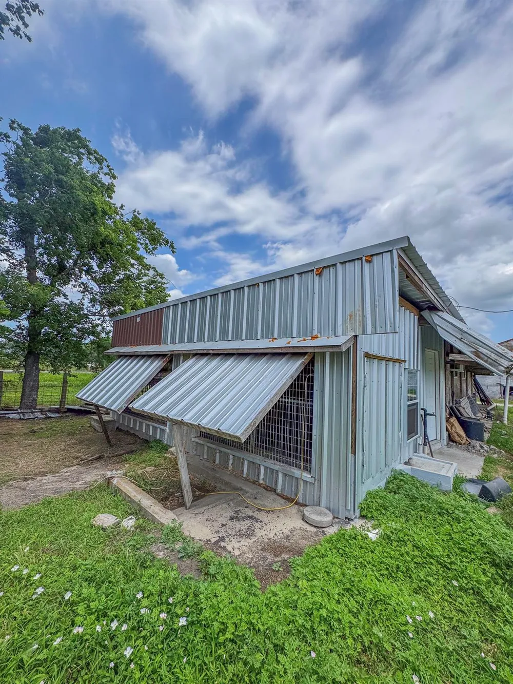 11810 Zamanek Road Needville, TX 77461