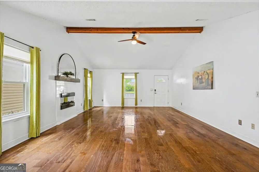 762 Robin Hood DR Hinesville, GA 31313