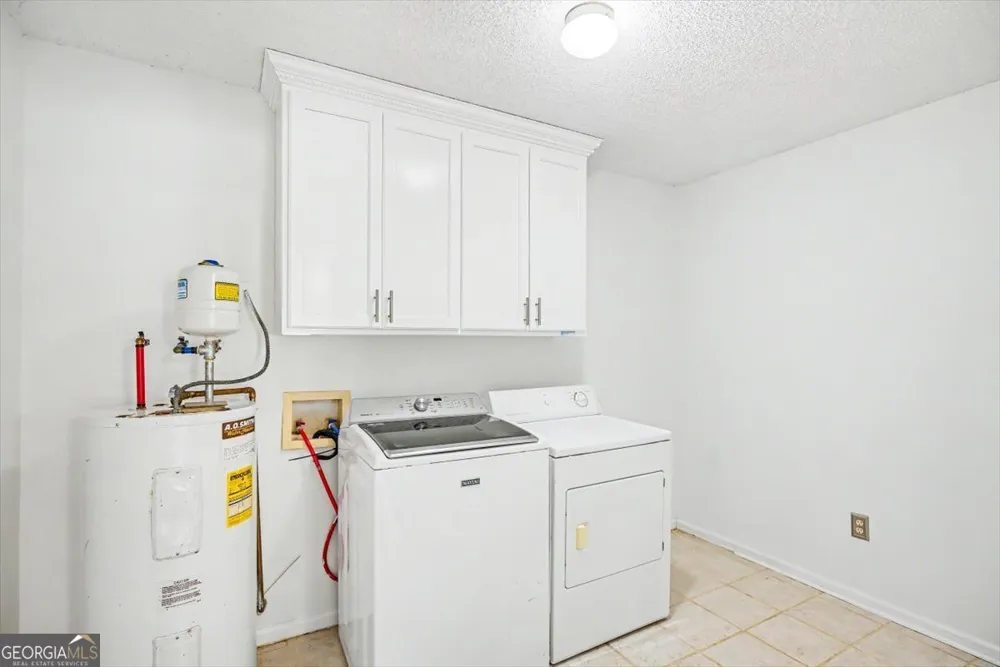 762 Robin Hood DR Hinesville, GA 31313