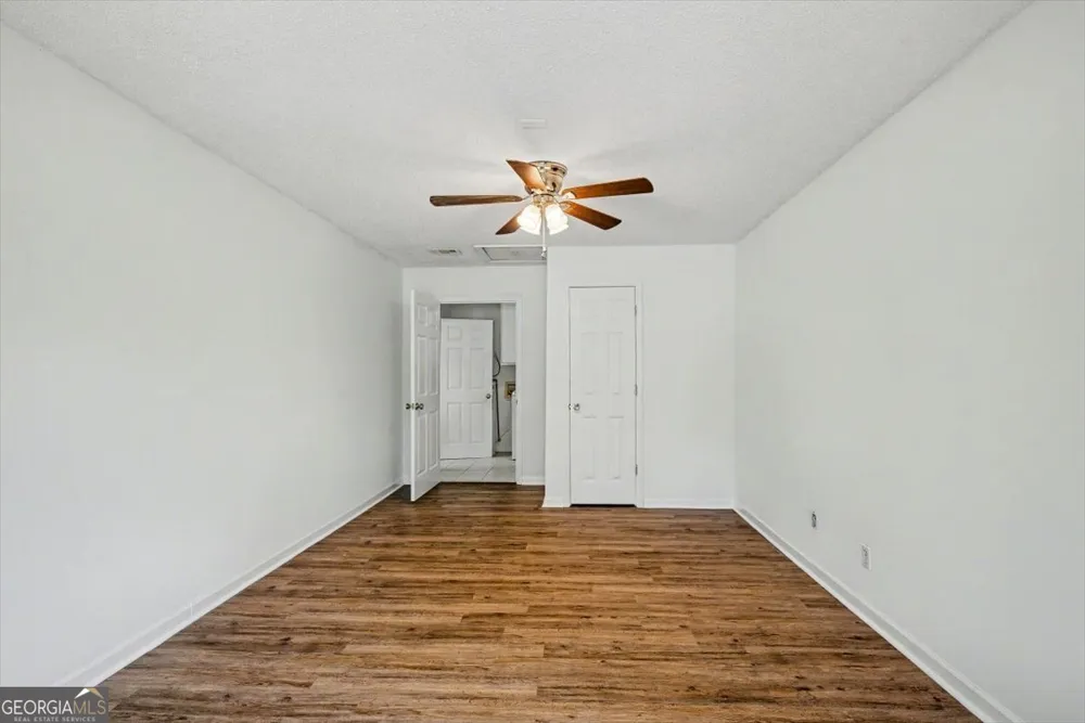 762 Robin Hood DR Hinesville, GA 31313