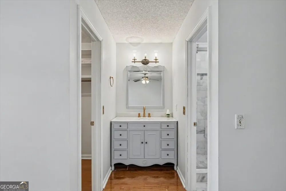762 Robin Hood DR Hinesville, GA 31313