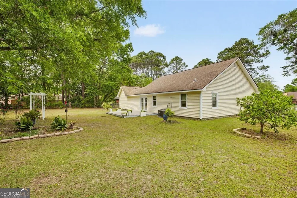 762 Robin Hood DR Hinesville, GA 31313