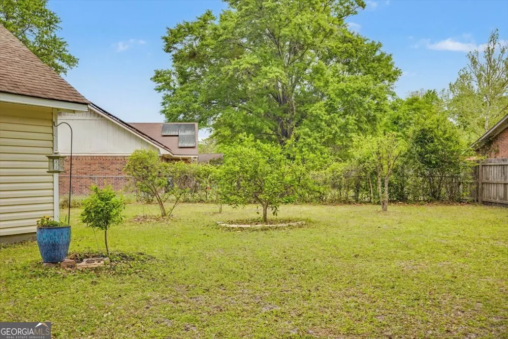 762 Robin Hood DR Hinesville, GA 31313