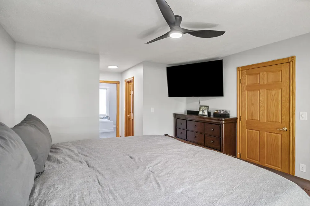 607 Apache Drive Fremont, MI 49412