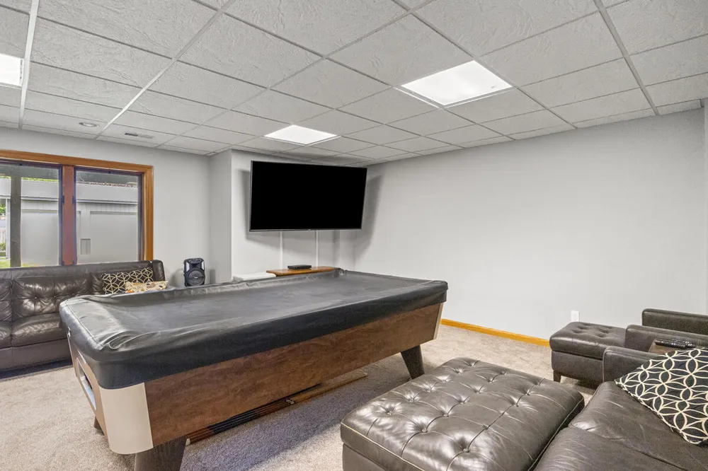 607 Apache Drive Fremont, MI 49412