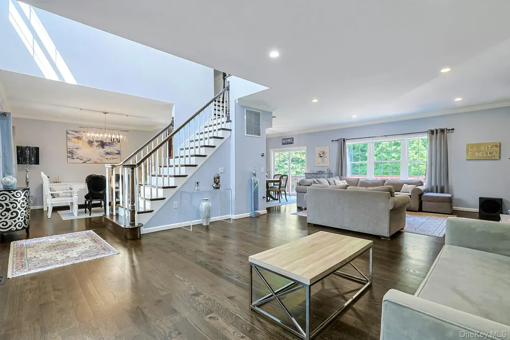 288 Lafayette Avenue Cortlandt Manor, NY 10567