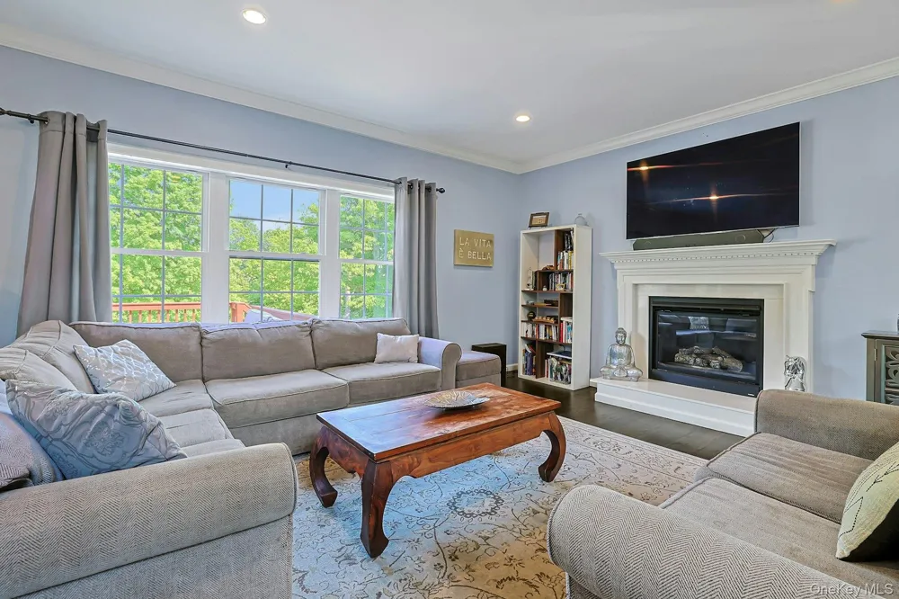 288 Lafayette Avenue Cortlandt Manor, NY 10567