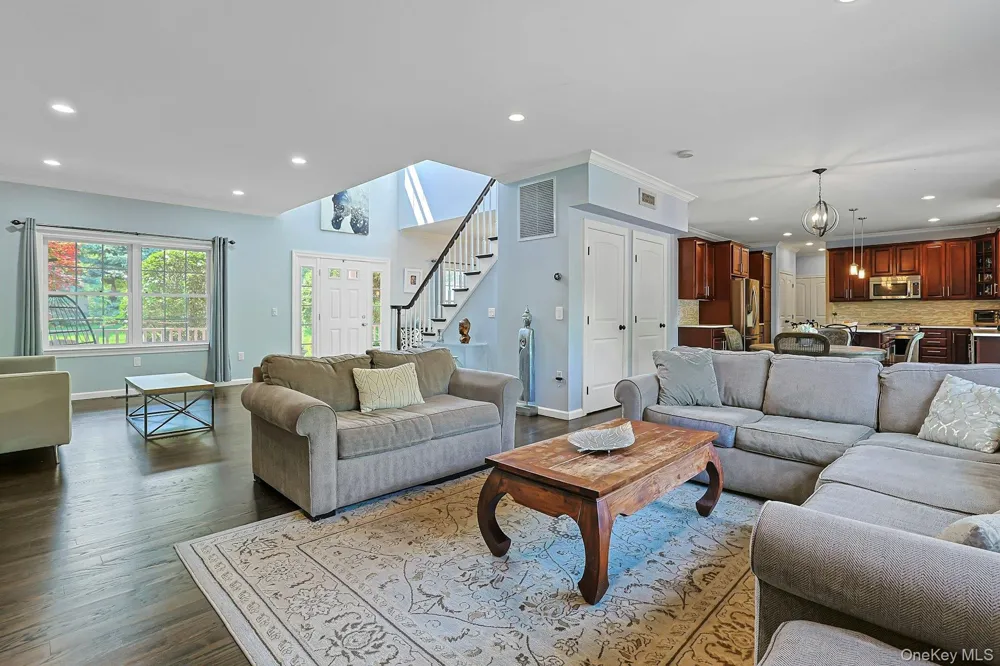 288 Lafayette Avenue Cortlandt Manor, NY 10567