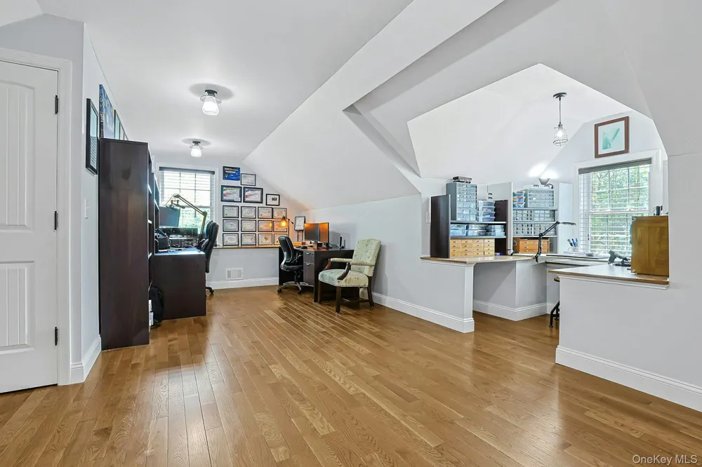 288 Lafayette Avenue Cortlandt Manor, NY 10567
