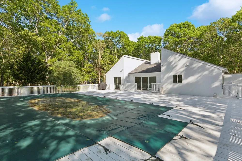 108 Merchants Sagaponack, NY 11962