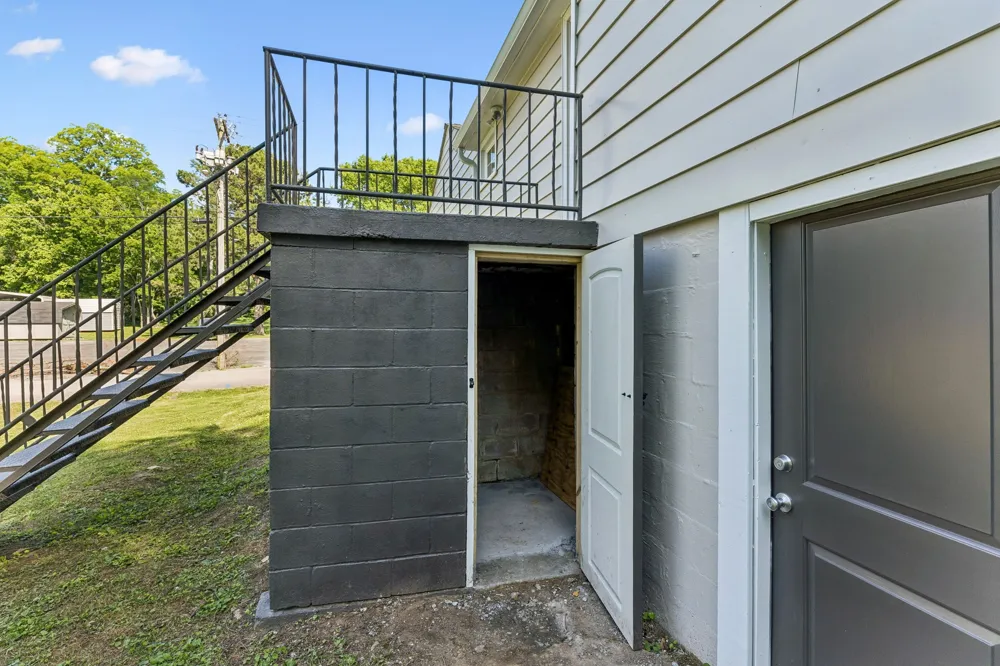 1057 Mapleash Ave Columbia, TN 38401