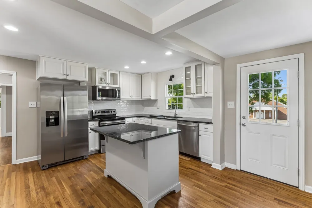 1057 Mapleash Ave Columbia, TN 38401