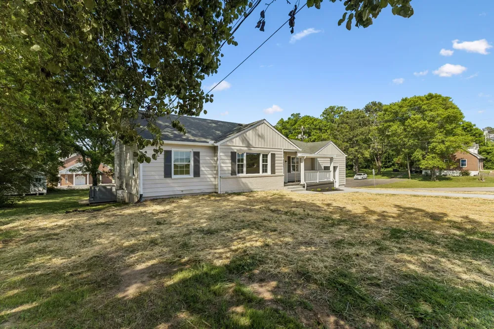 1057 Mapleash Ave Columbia, TN 38401