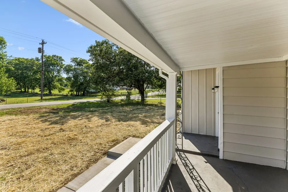1057 Mapleash Ave Columbia, TN 38401