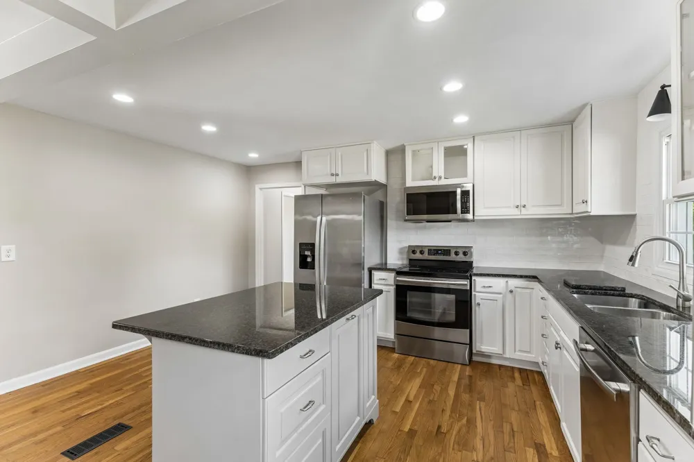 1057 Mapleash Ave Columbia, TN 38401