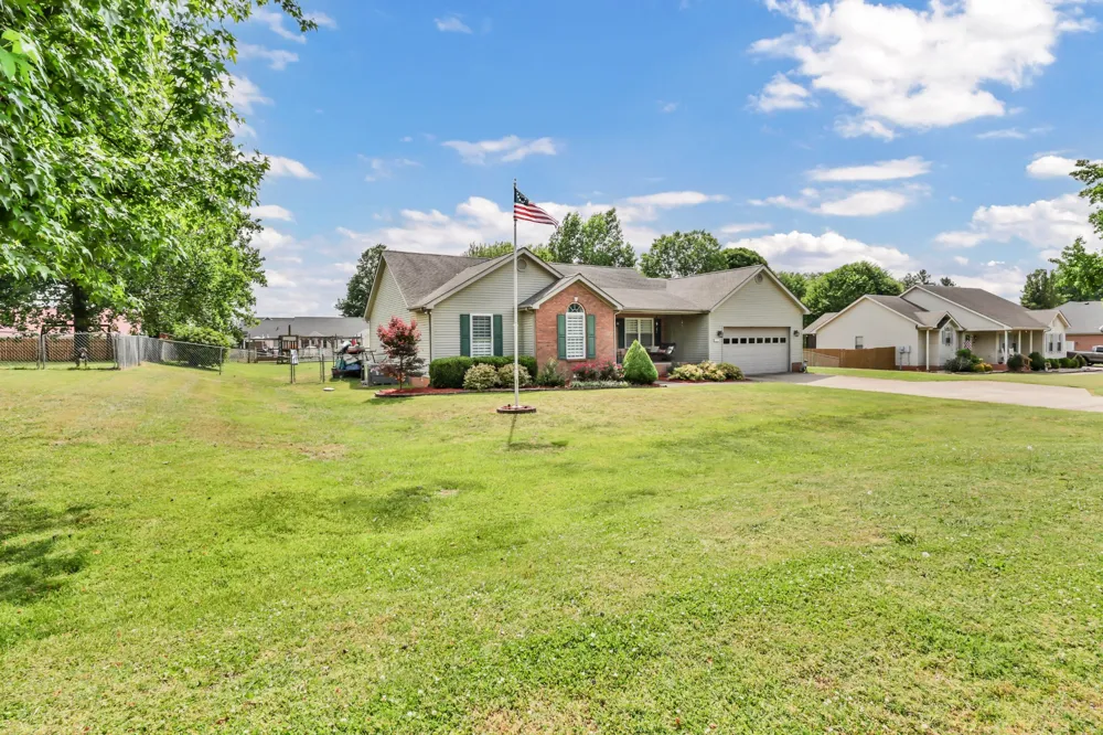 4111 Dixie Beeline Hwy Trenton, KY 42286