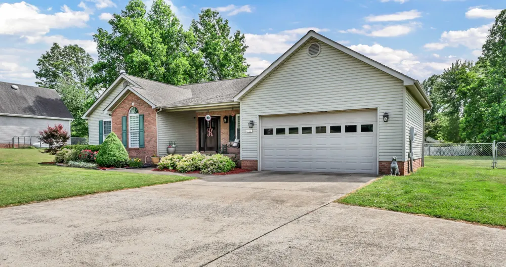 4111 Dixie Beeline Hwy Trenton, KY 42286