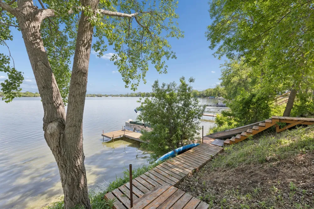 1195 Lakeshore Drive Big Lake, MN 55309