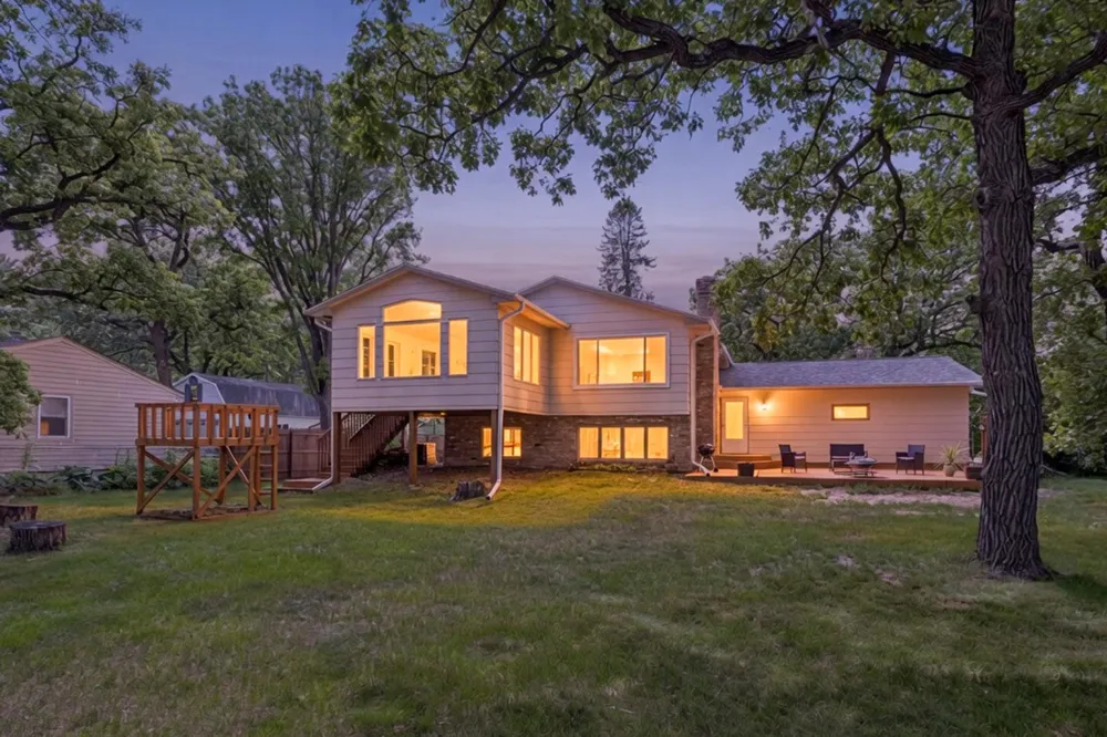 1195 Lakeshore Drive Big Lake, MN 55309