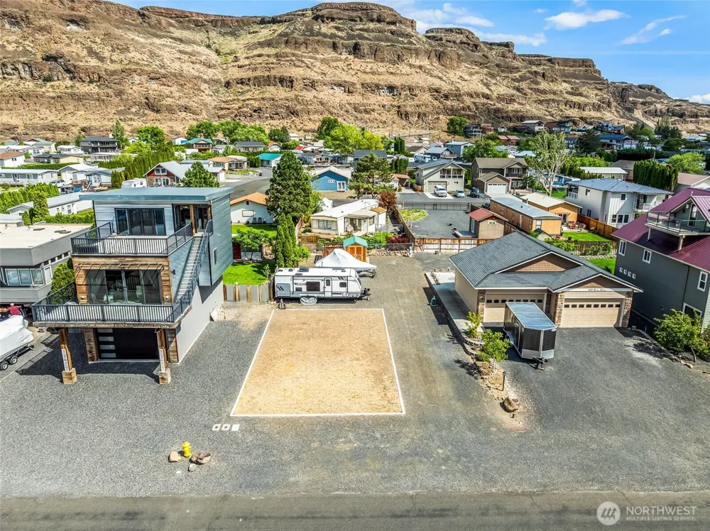 685 River Drive SW Quincy, WA 98848