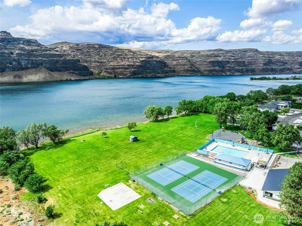 685 River Drive SW Quincy, WA 98848